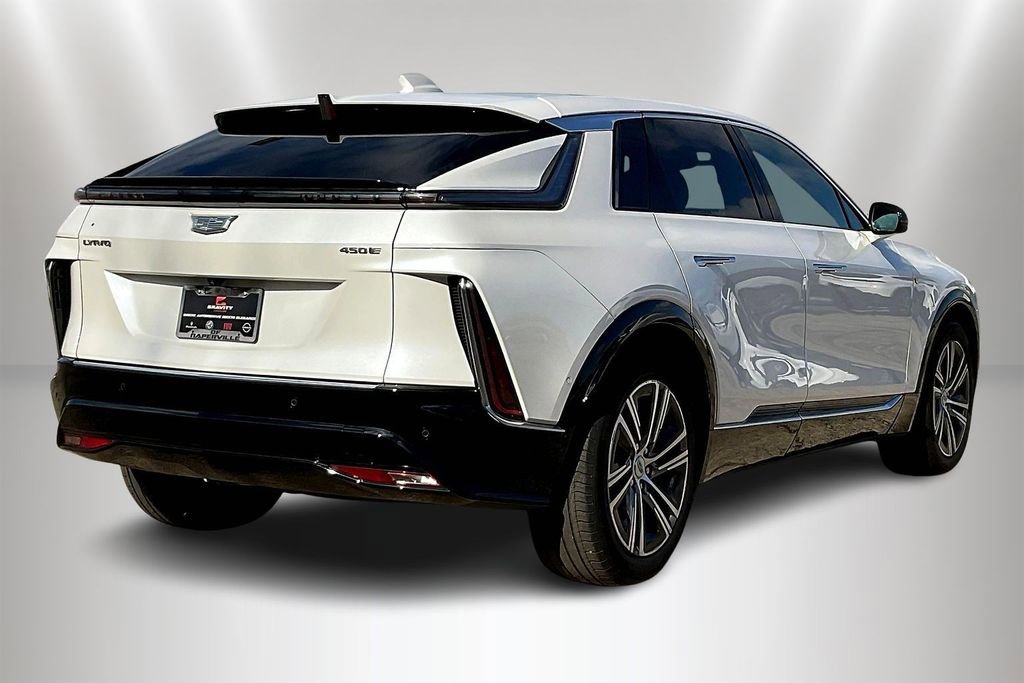 Used 2024 Cadillac Lyriq Luxury image 6