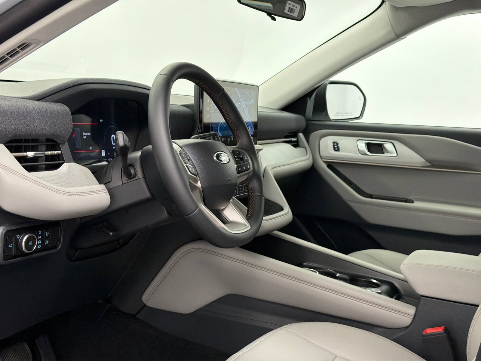 New 2026 Ford Explorer Active w/ Active Comfort Package AWD/4WD image 14