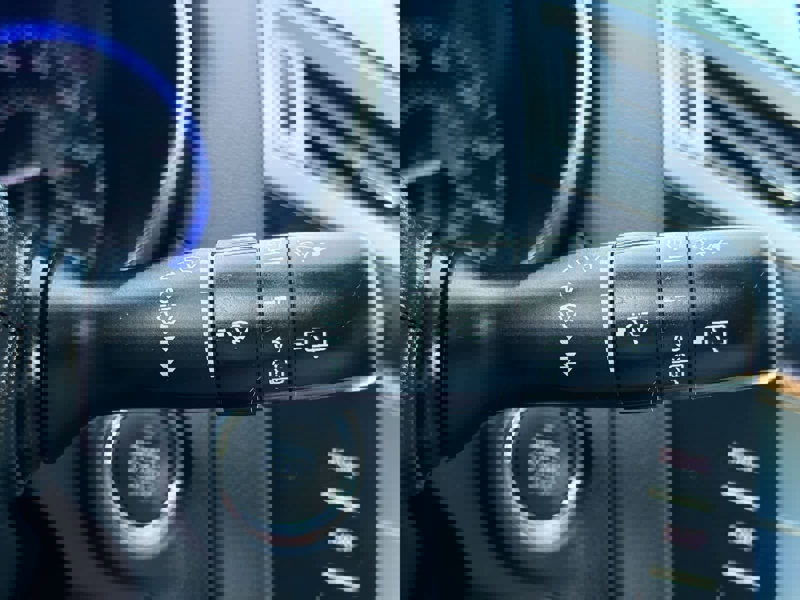 Used 2017 Subaru Outback 3.6R Limited image 27