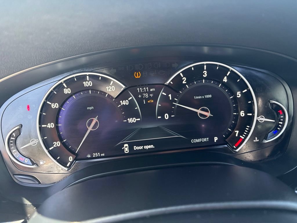 Used 2018 BMW 540i RWD image 14