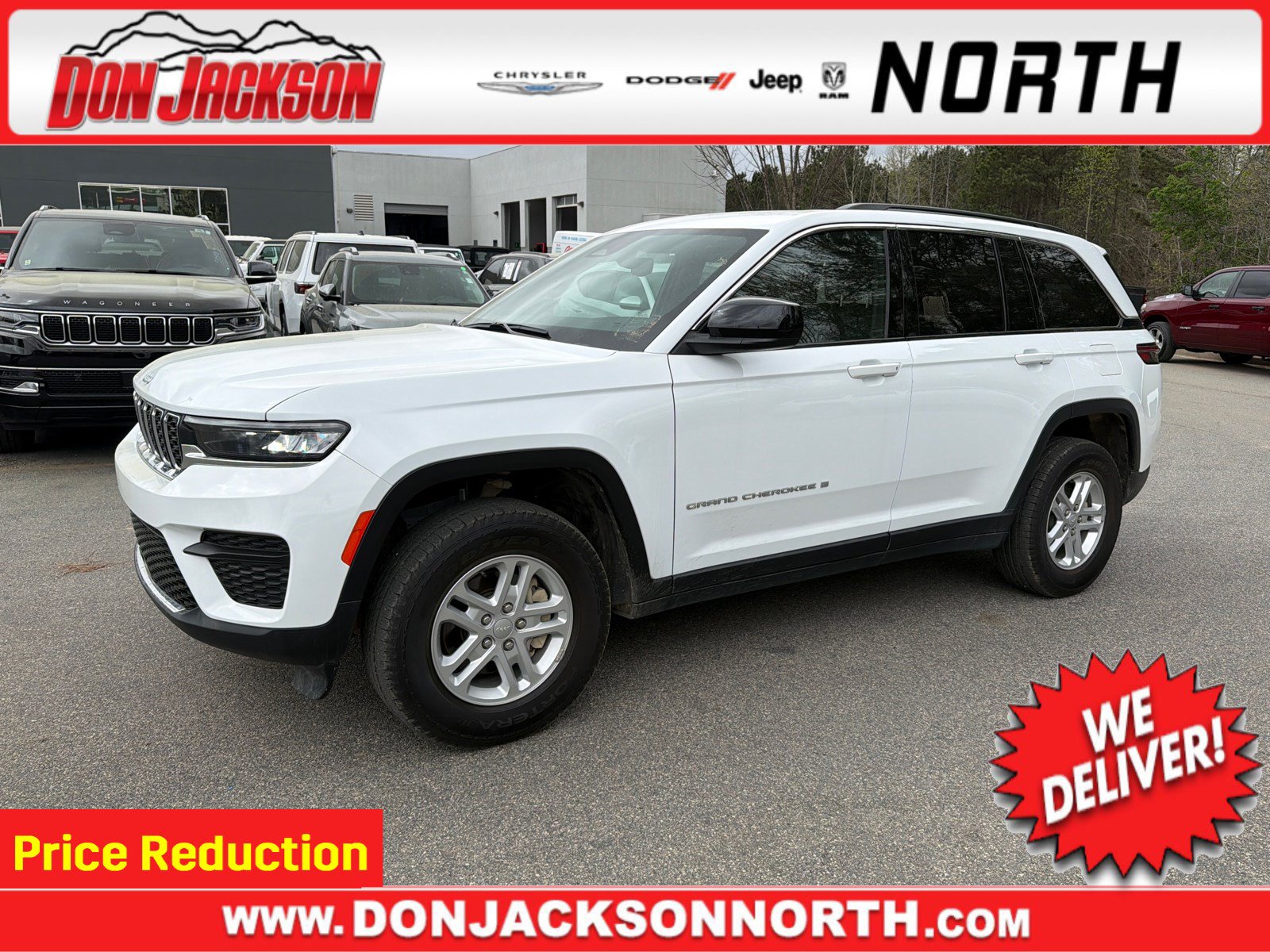Certified 2024 Jeep Grand Cherokee Laredo AWD/4WD image 1