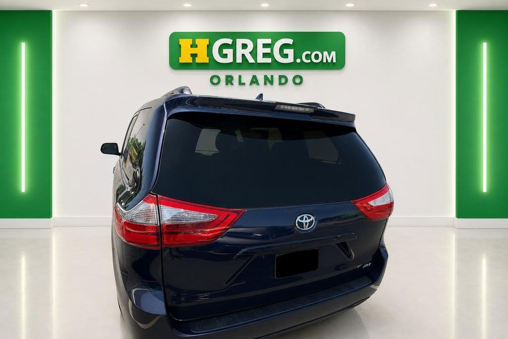 Used 2020 Toyota Sienna XLE FWD image 8
