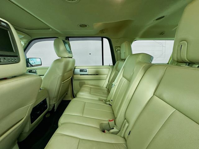 Used 2015 Ford Expedition EL Limited w/ Equipment Group 301A image 25