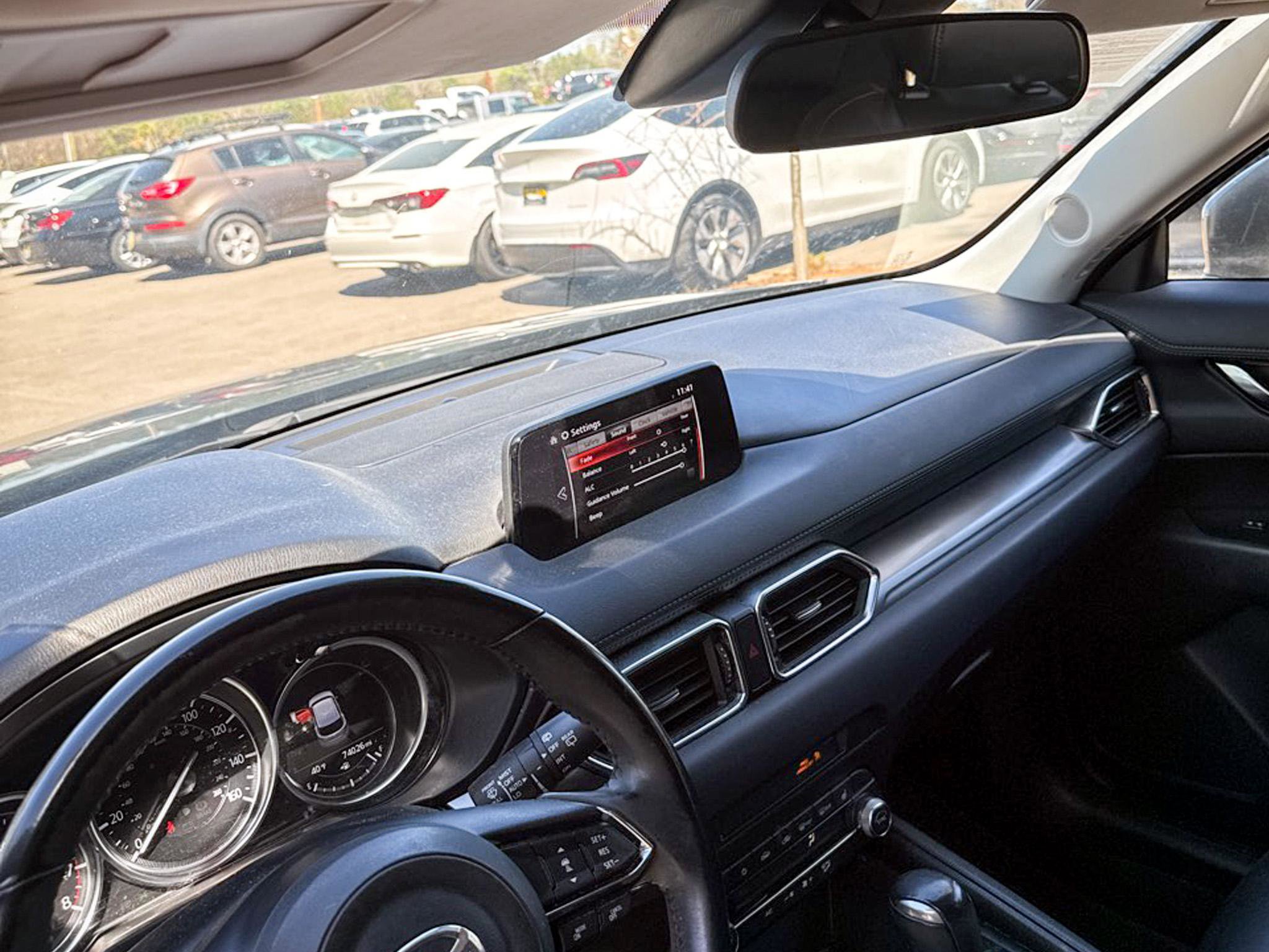 Used 2019 MAZDA CX-5 Touring image 19