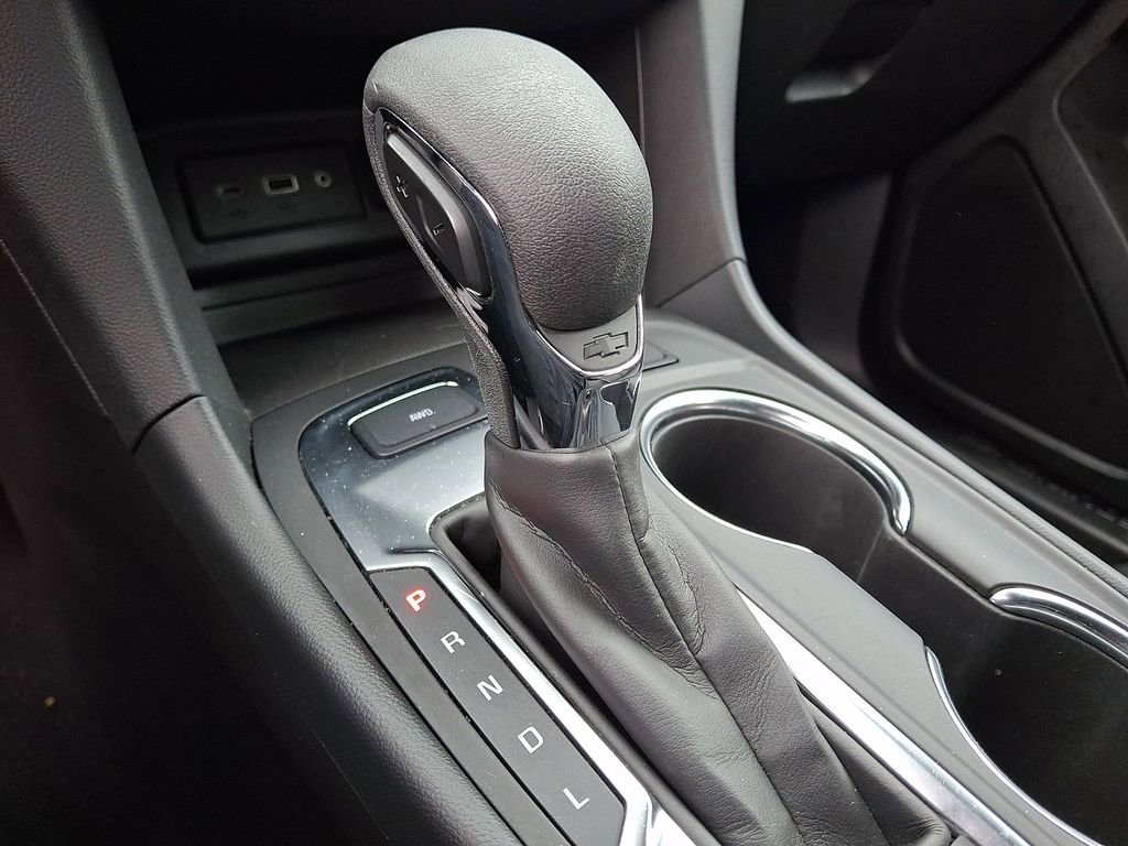 Used 2024 Chevrolet Equinox LT AWD/4WD image 14