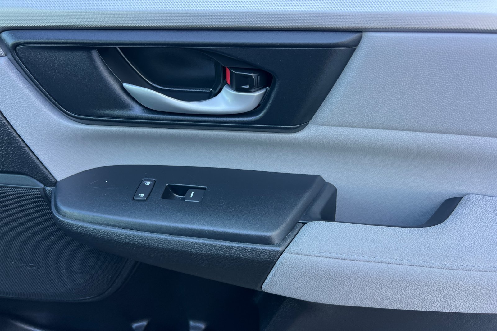 Used 2019 Honda CR-V LX image 20