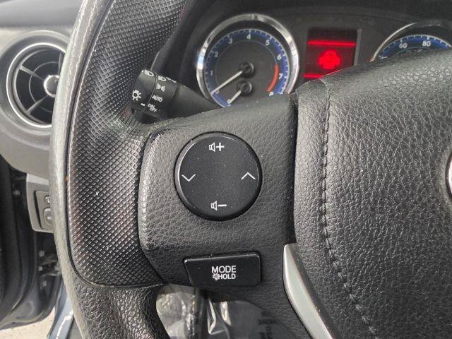 Used 2017 Toyota Corolla LE FWD image 18
