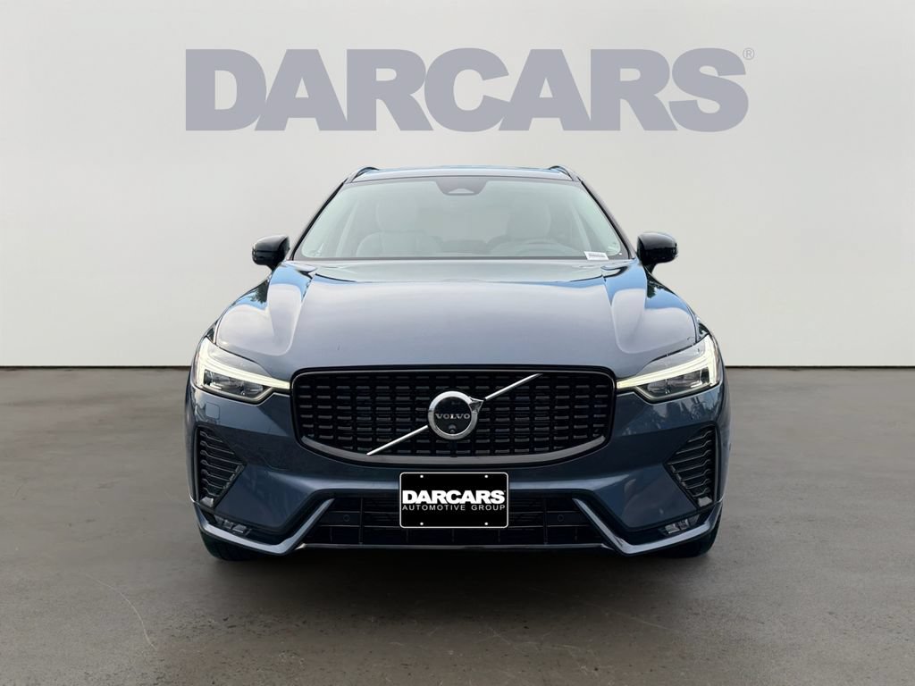 Certified 2024 Volvo XC60 B5 Plus w/ Climate Package AWD/4WD image 2