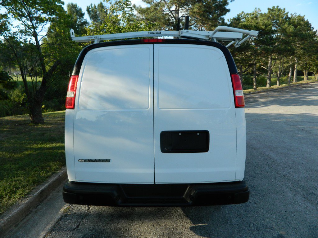 Used 2020 Chevrolet Express 2500 w/ Safety Package RWD image 8