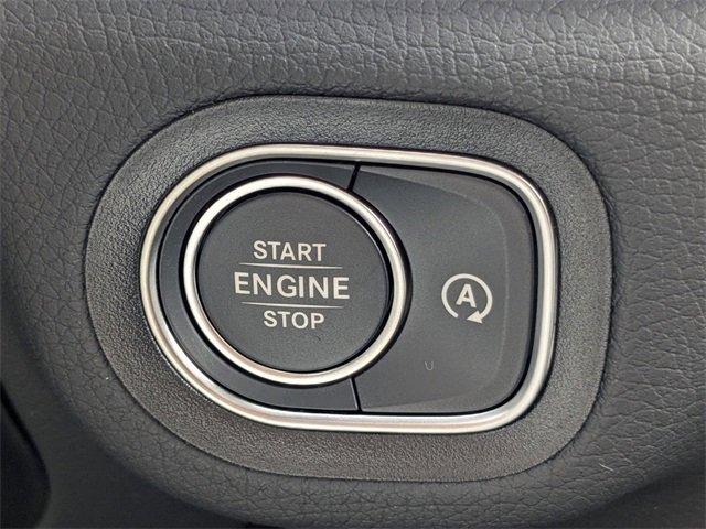 New 2026 Mercedes-Benz GLS 450 4MATIC image 32