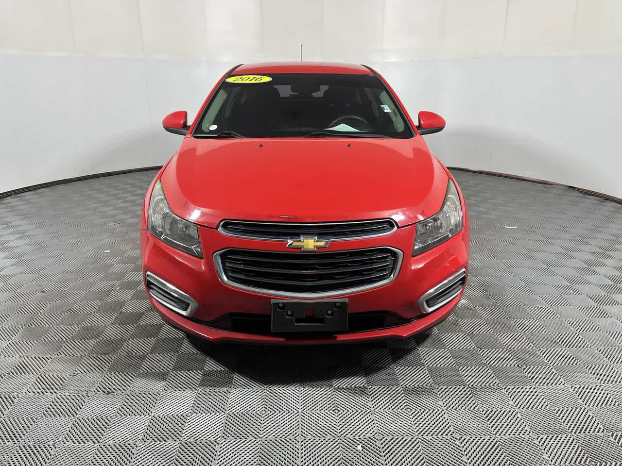 Used 2016 Chevrolet Cruze LT FWD image 3