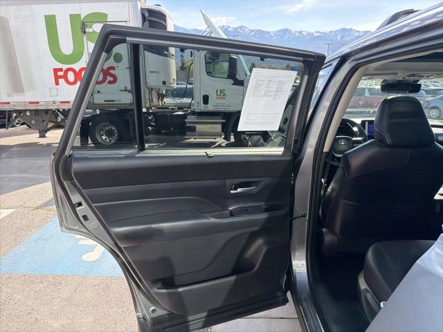 Used 2025 Toyota Grand Highlander AWD image 21