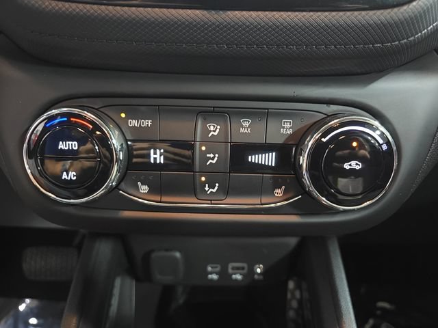Used 2023 Chevrolet TrailBlazer LT w/ Convenience Package FWD image 24