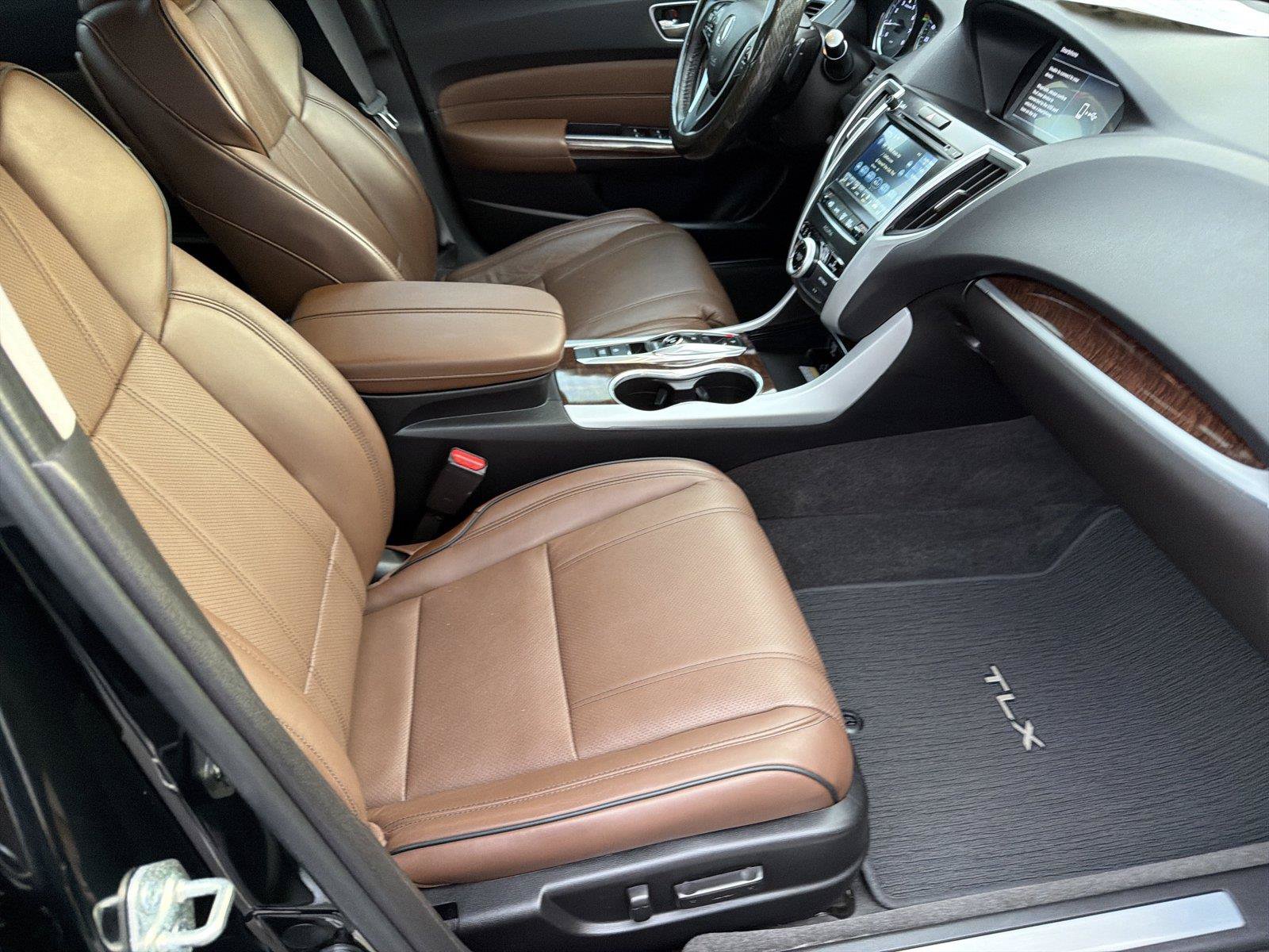 Used 2019 Acura TLX w/ Advance Package FWD image 11