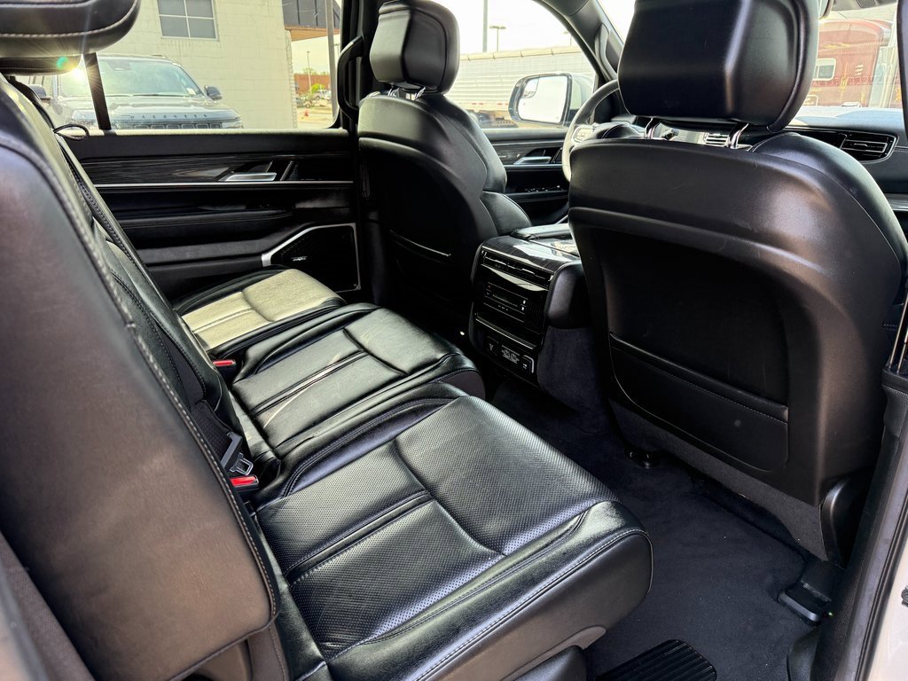 Used 2022 Jeep Wagoneer Series II image 5