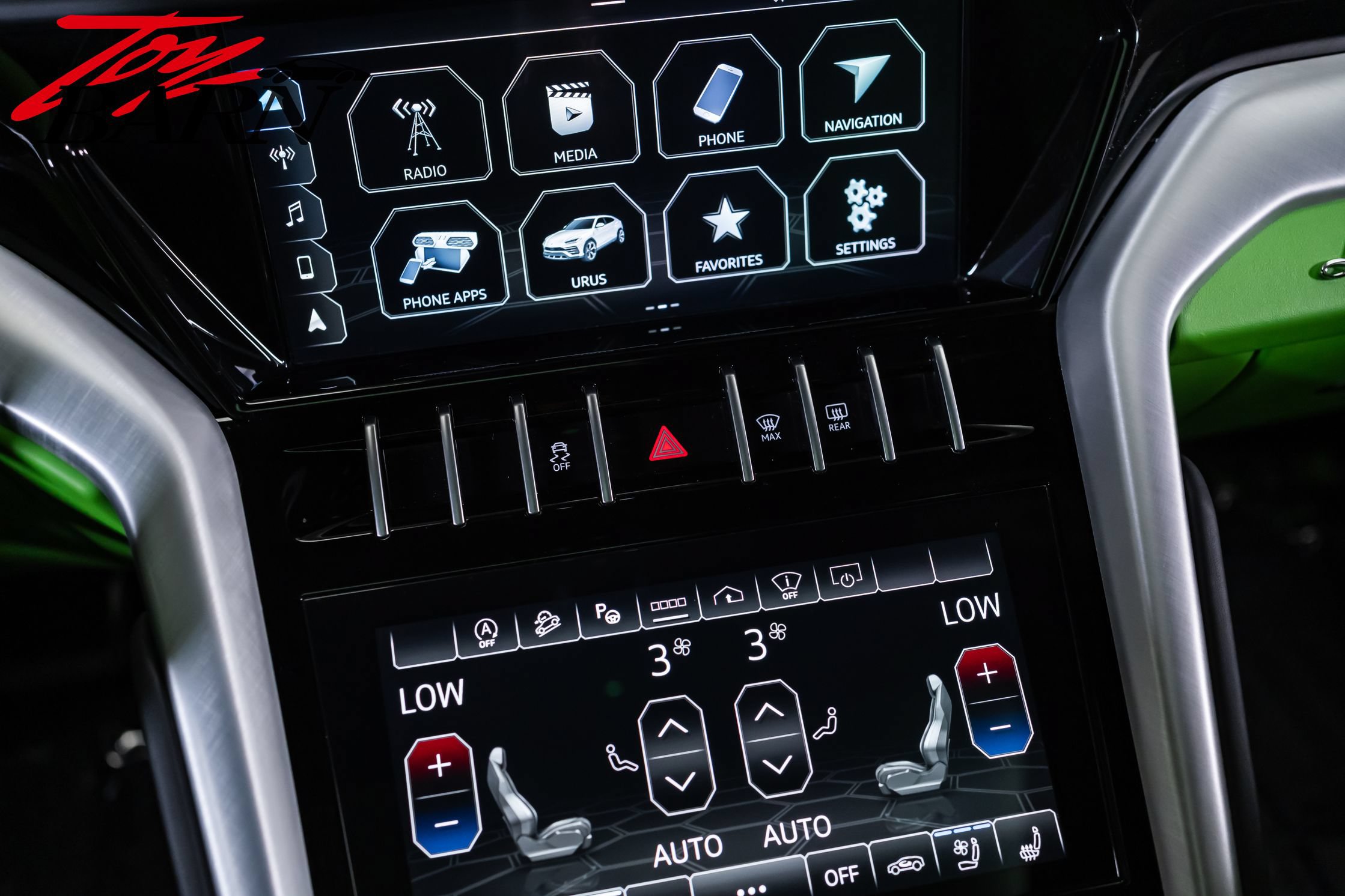 Used 2022 Lamborghini Urus AWD/4WD image 42