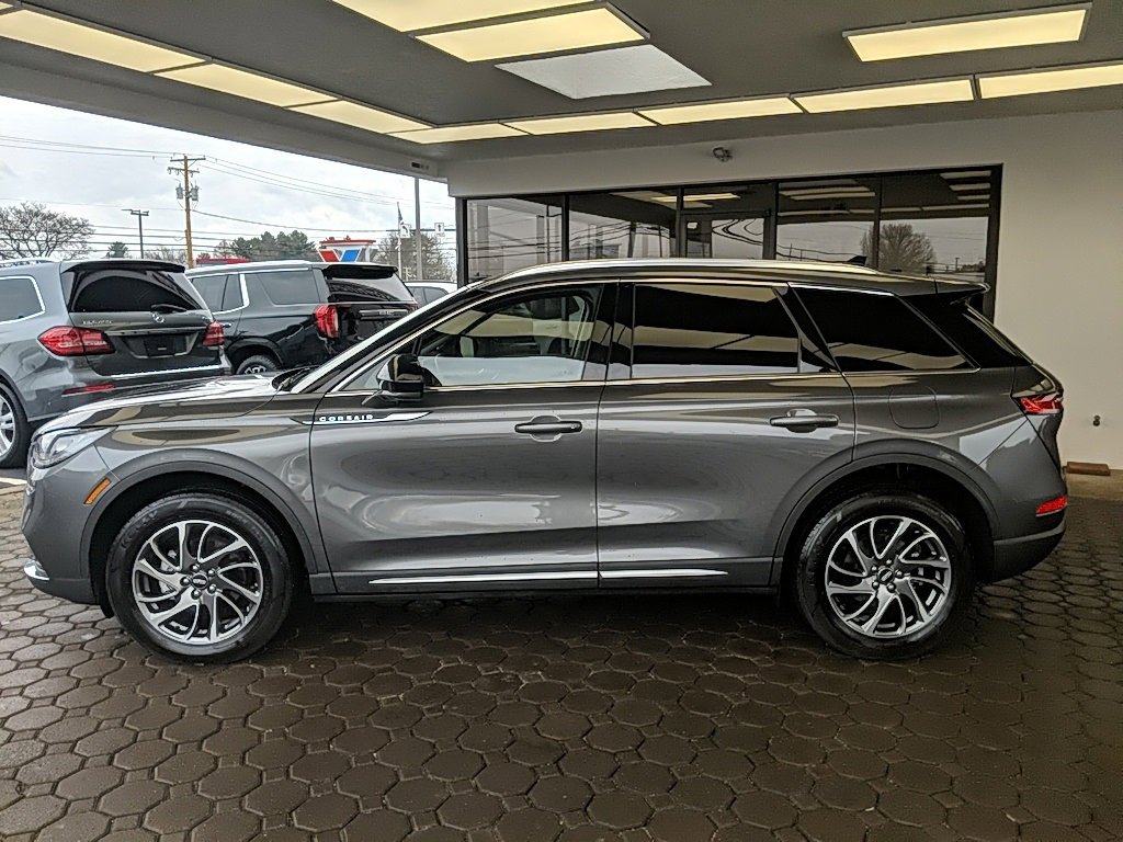 Certified 2022 Lincoln Corsair AWD w/ Equipment Group 101A image 8