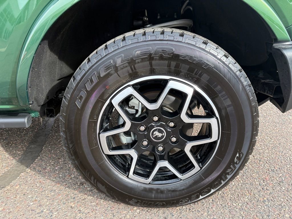 Used 2024 Ford Bronco Outer Banks image 10