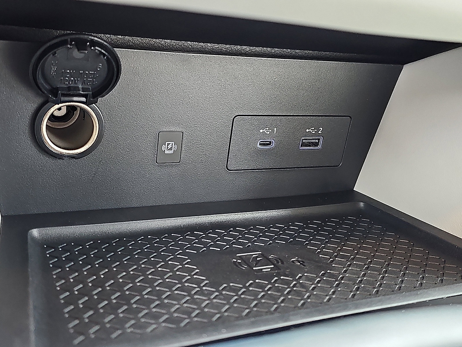 New 2025 Nissan Pathfinder SL image 16