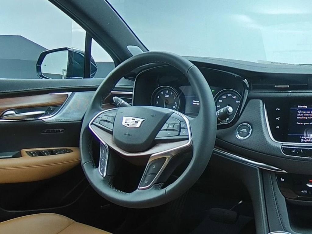 New 2026 Cadillac XT5 Premium Luxury w/ LPO, Floor Liner Package image 38