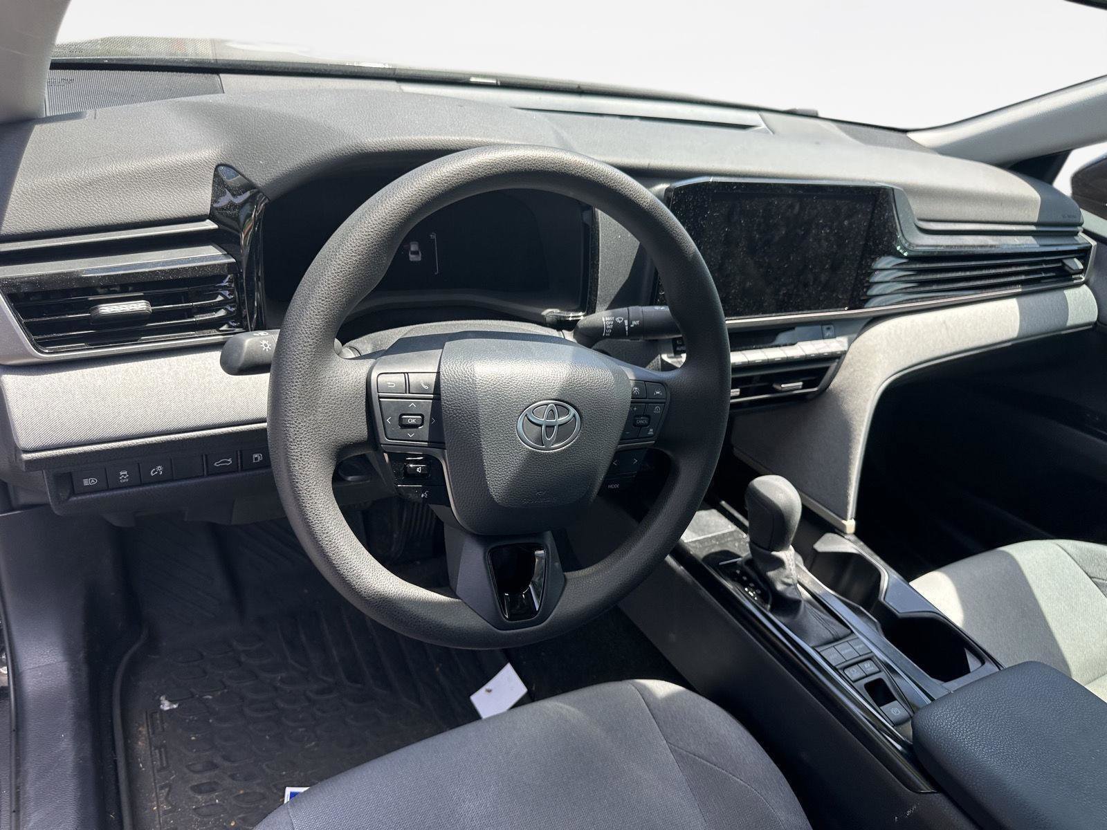 Certified 2025 Toyota Camry LE FWD image 10
