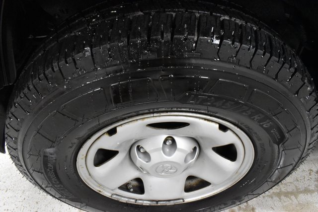 Used 2019 Toyota Tacoma SR w/ SR Convenience Package image 9