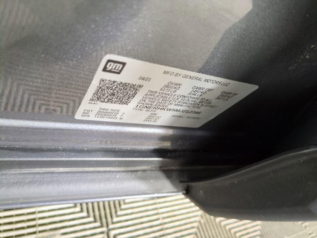 Used 2021 Chevrolet Traverse LT image 30