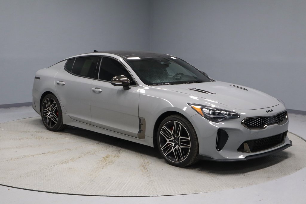 Used 2023 Kia Stinger GT2 image 1