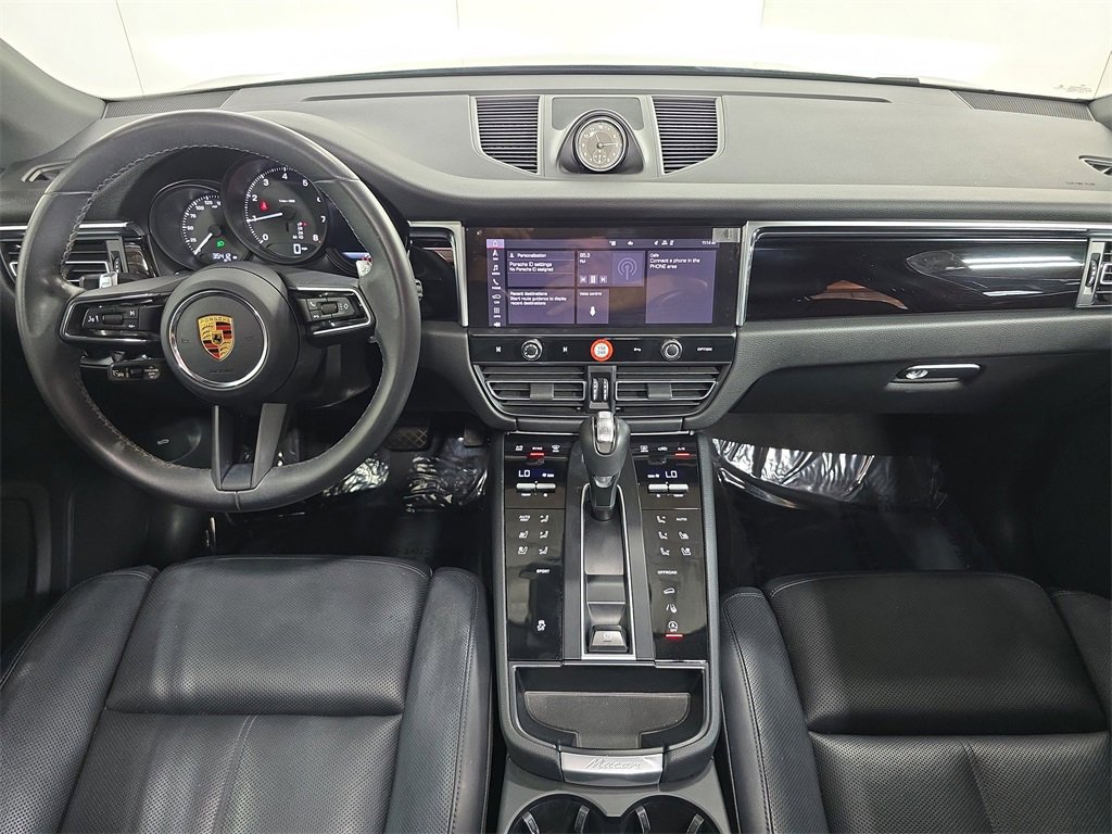Used 2023 Porsche Macan image 13