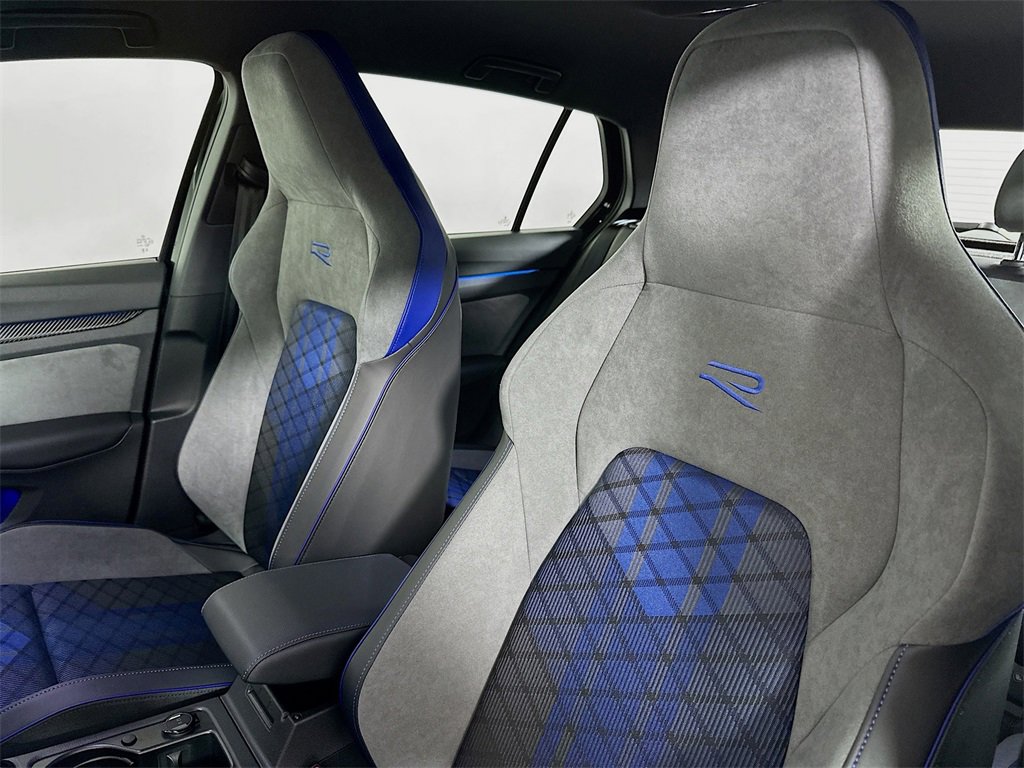 New 2025 Volkswagen Golf R Black Edition image 8