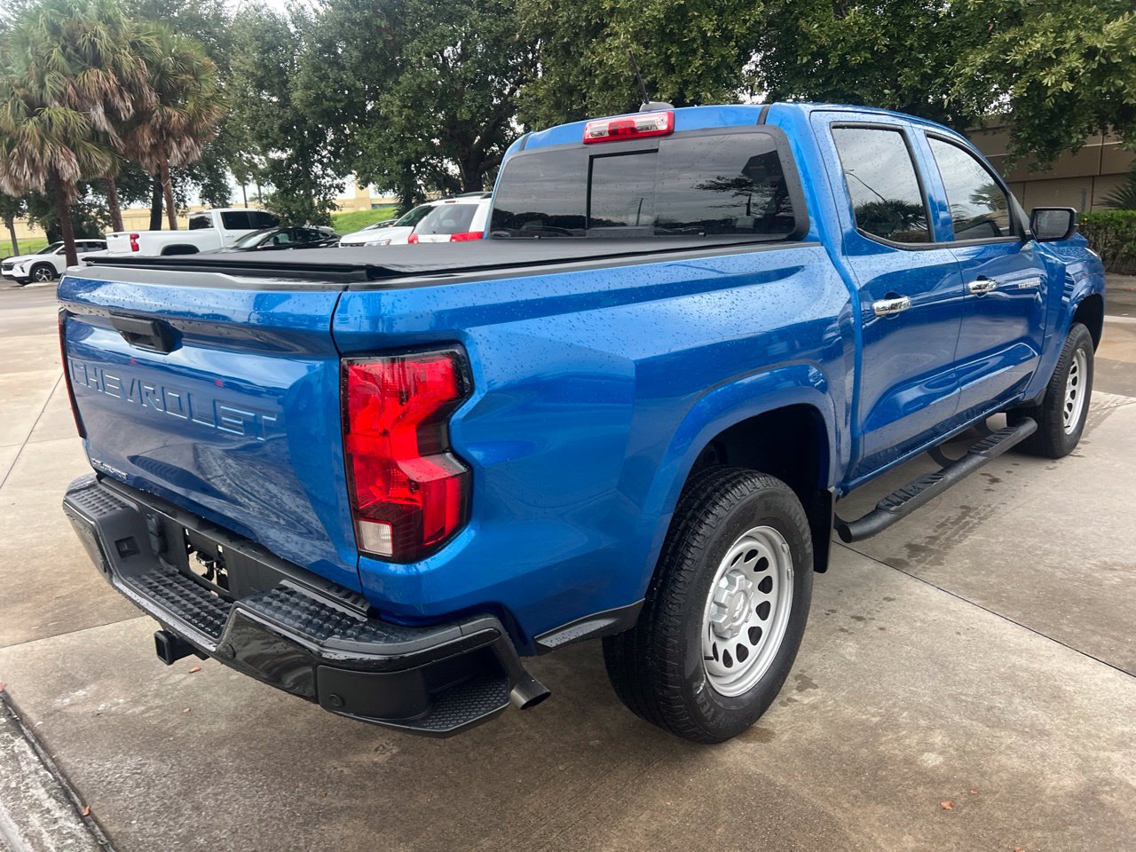 Used 2023 Chevrolet Colorado W/T w/ Safety Package RWD image 5