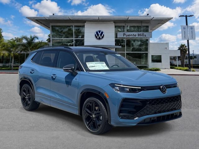 New 2026 Volkswagen Tiguan SE R-Line