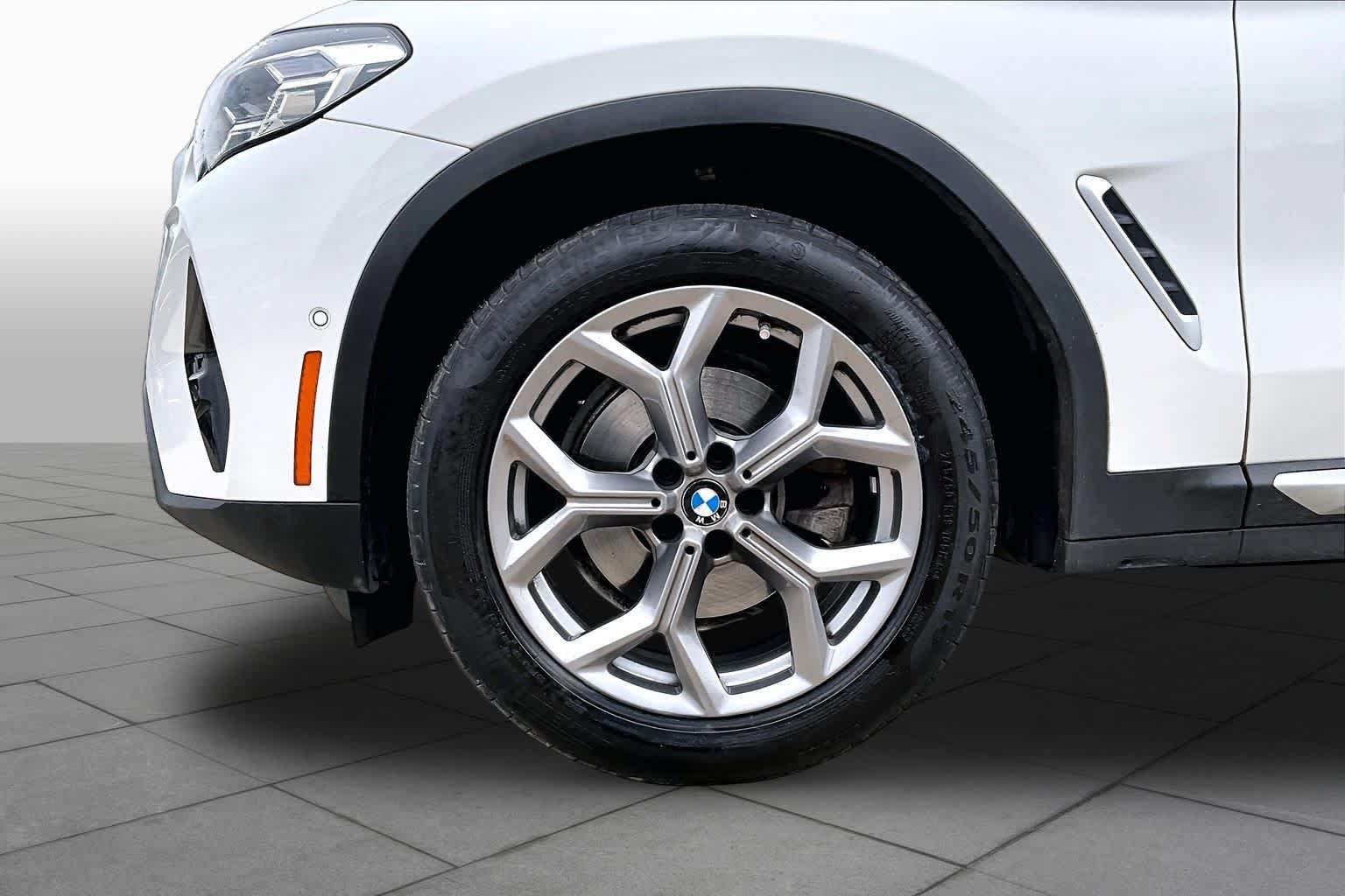 Used 2024 BMW X3 sDrive30i w/ Premium Package w/ZPA RWD image 11