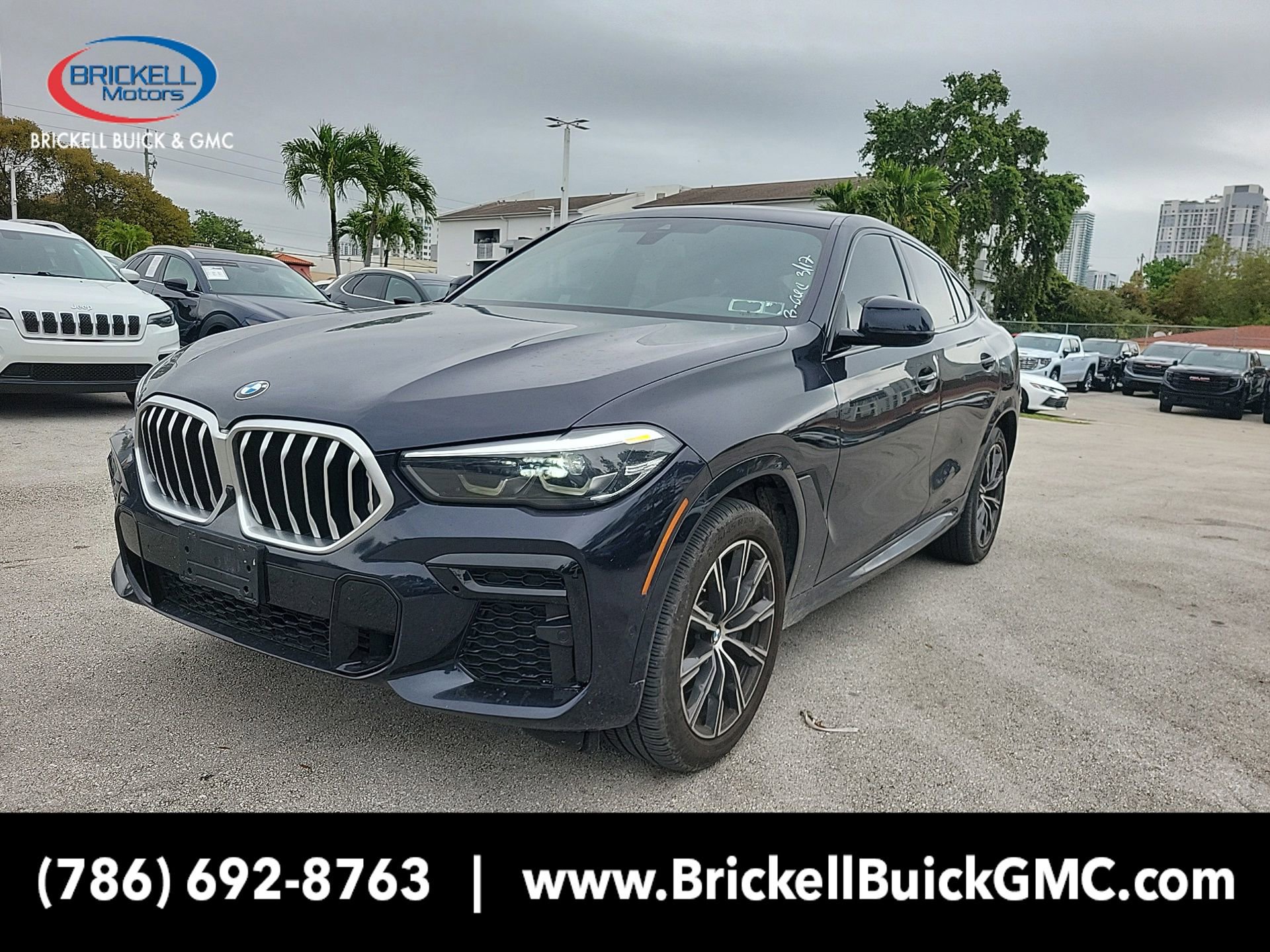 Used 2022 BMW X6 xDrive40i w/ M Sport Package image 1