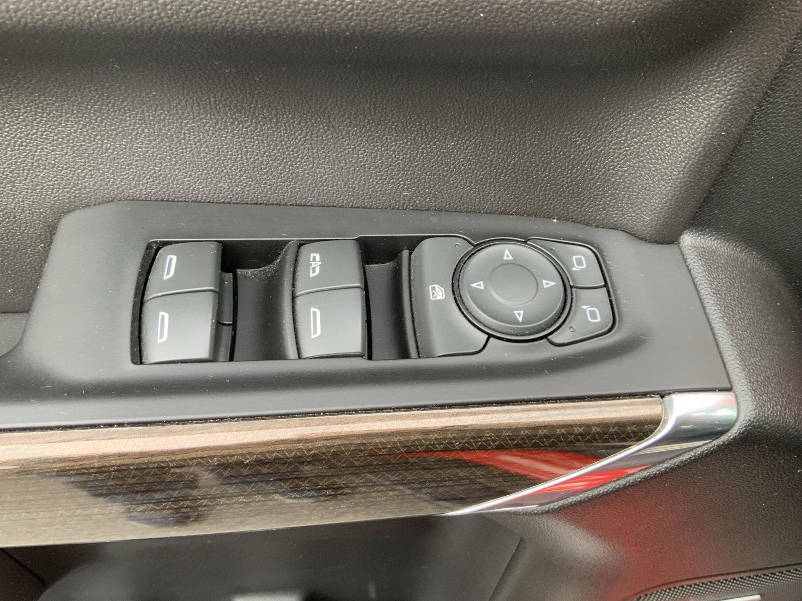 Used 2019 Chevrolet Silverado 1500 RST w/ All-Star Edition AWD/4WD image 25