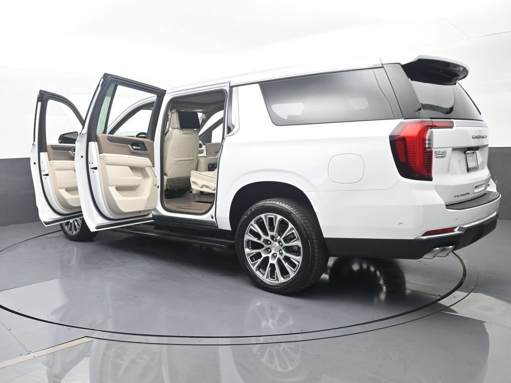 Used 2026 GMC Yukon XL Denali w/ Denali Reserve Package AWD/4WD image 88