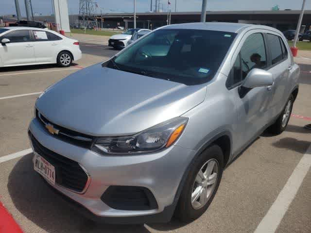 Used 2019 Chevrolet Trax LS w/ Tint and Cruise Package FWD video 2