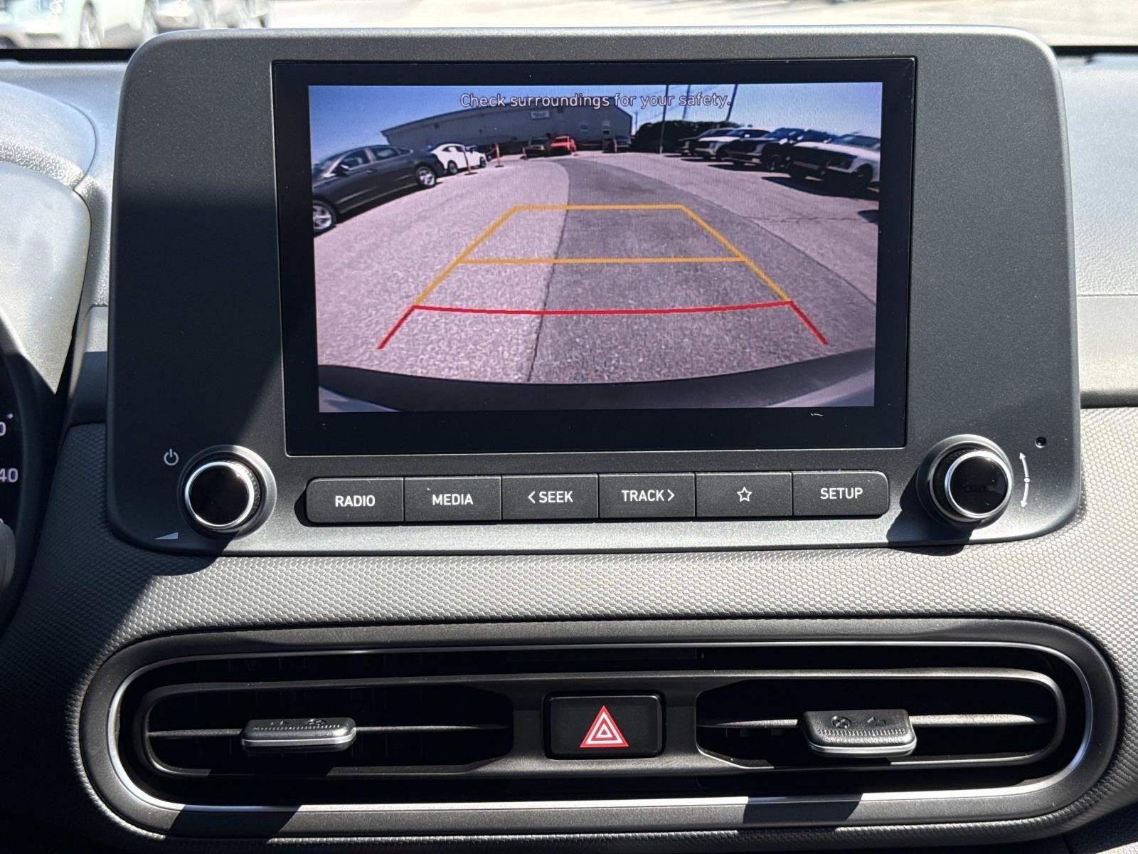 Certified 2023 Hyundai Kona SEL AWD/4WD image 5