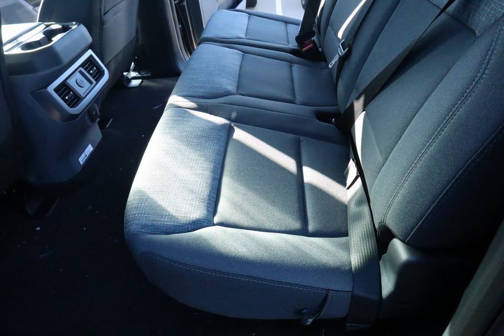New 2026 Ford F250 XLT w/ FX4 Off-Road Package image 11