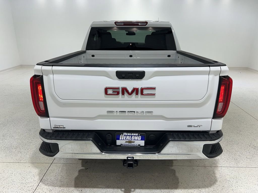 Used 2026 GMC Sierra 1500 SLT image 4