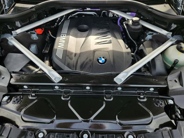 Used 2026 BMW X7 xDrive40i w/ M Sport Package image 32
