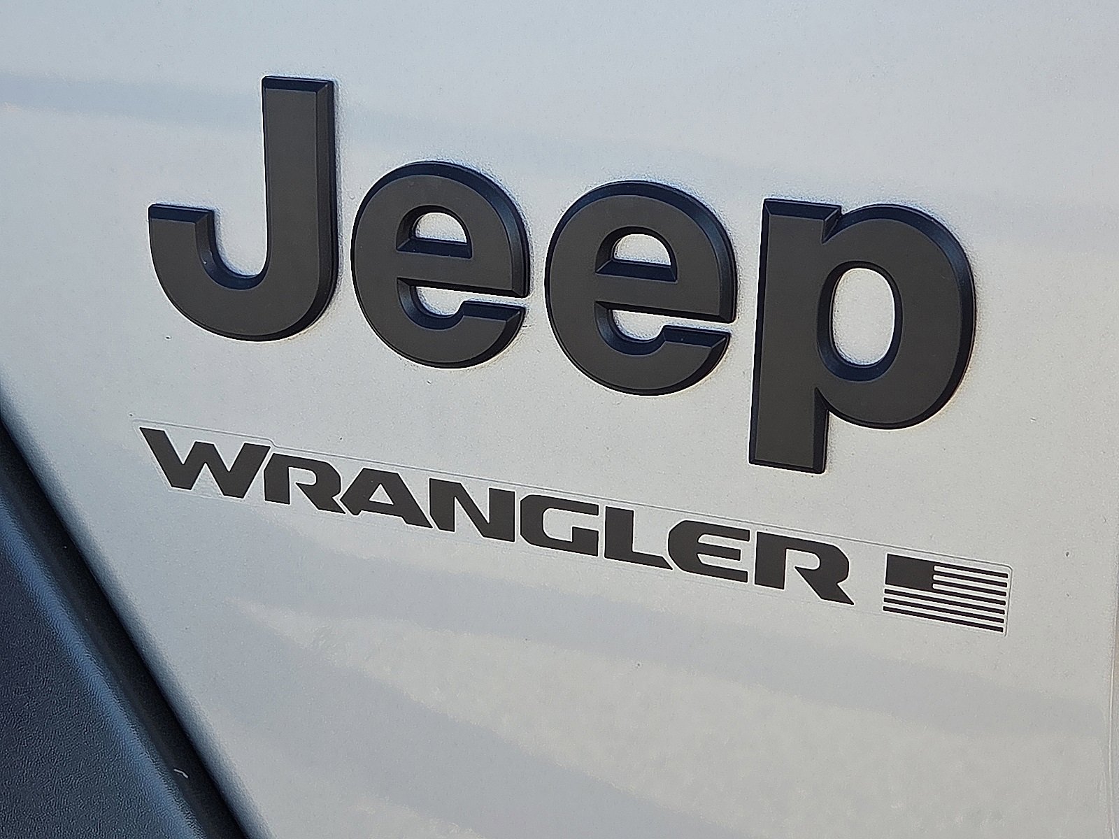 Used 2024 Jeep Wrangler Sport S image 9