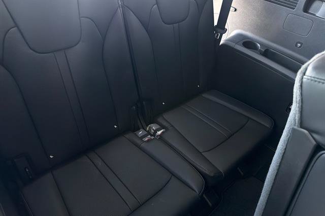 New 2026 Kia Sorento EX FWD image 17