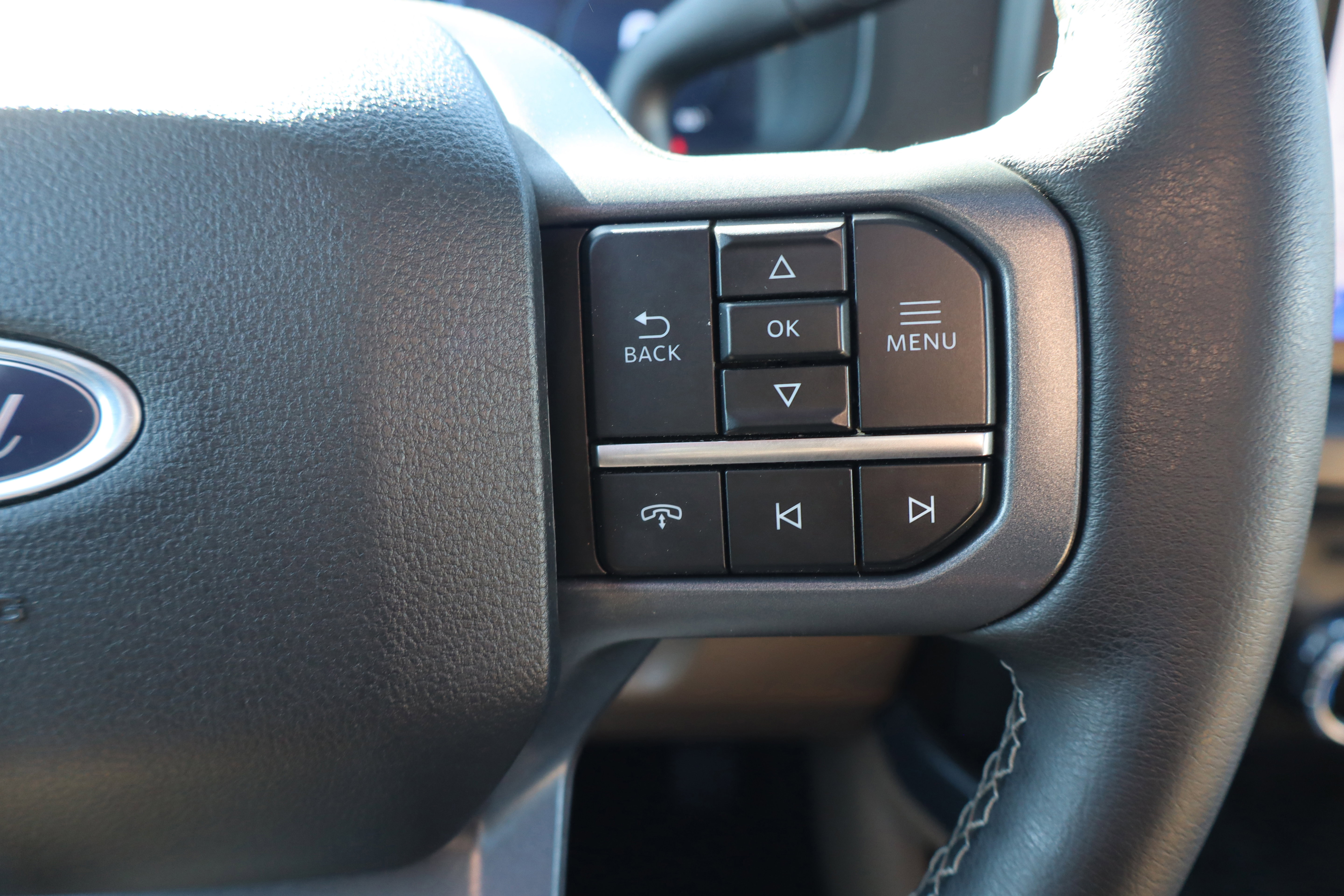 Used 2025 Ford F350 Lariat w/ Lariat Ultimate Package image 17