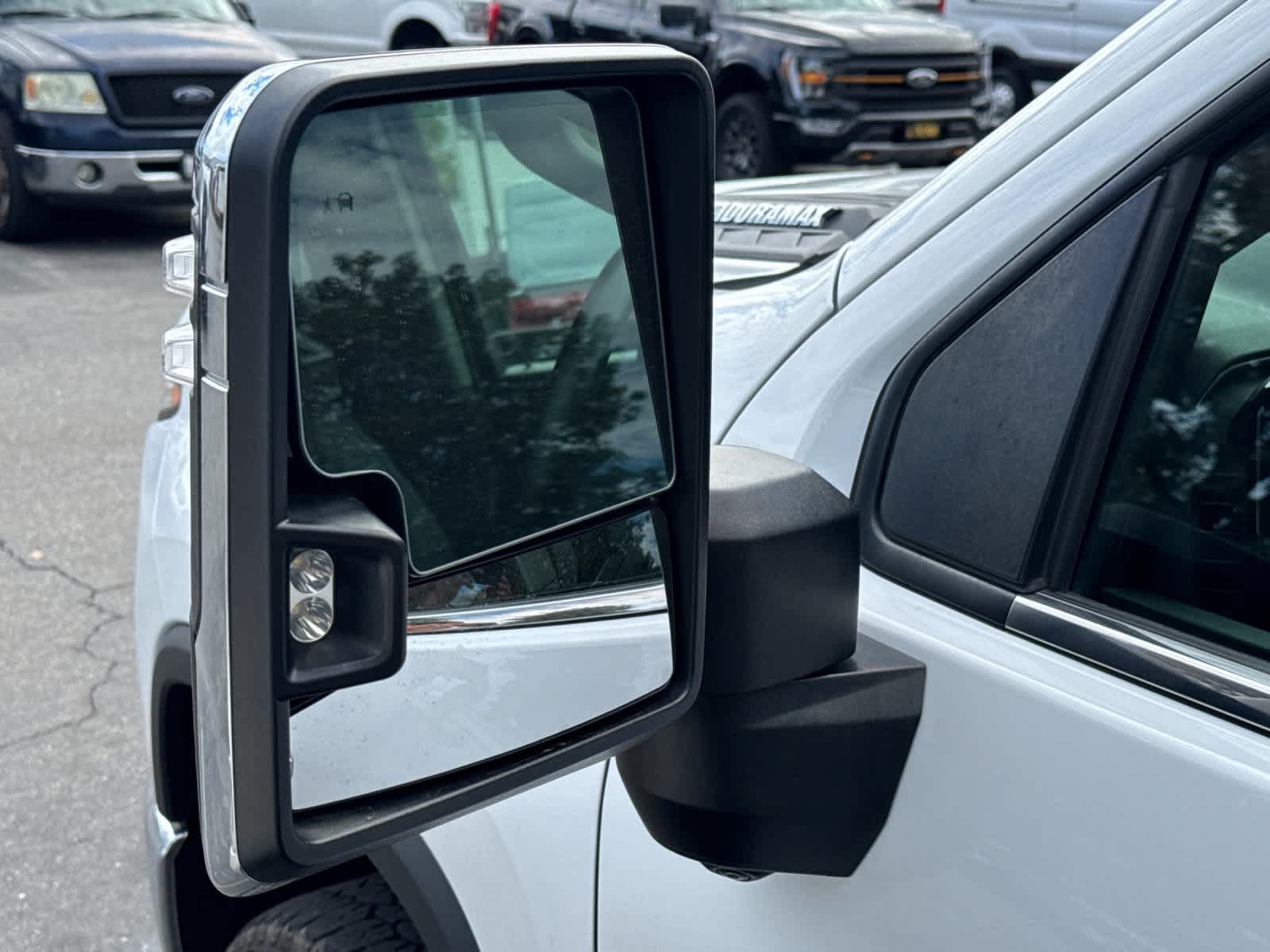 Used 2024 Chevrolet Silverado 2500 LTZ w/ LTZ Plus Package AWD/4WD image 8