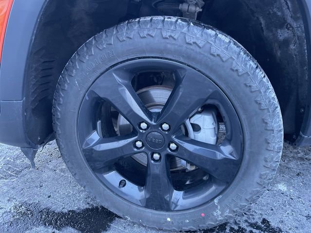 Used 2023 Jeep Grand Cherokee Limited w/ Luxury Tech Group II image 33