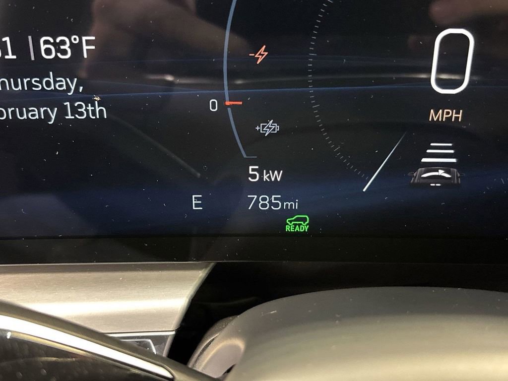 New 2025 Cadillac Lyriq Luxury image 16