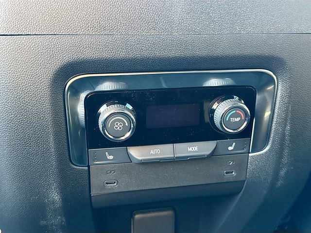 New 2025 Chevrolet Suburban Premier image 27