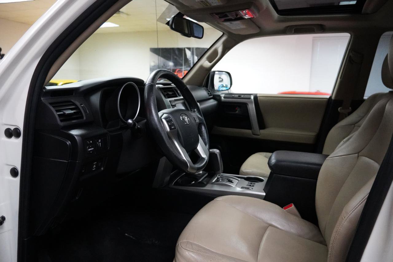 Used 2010 Toyota 4Runner Limited AWD/4WD image 14