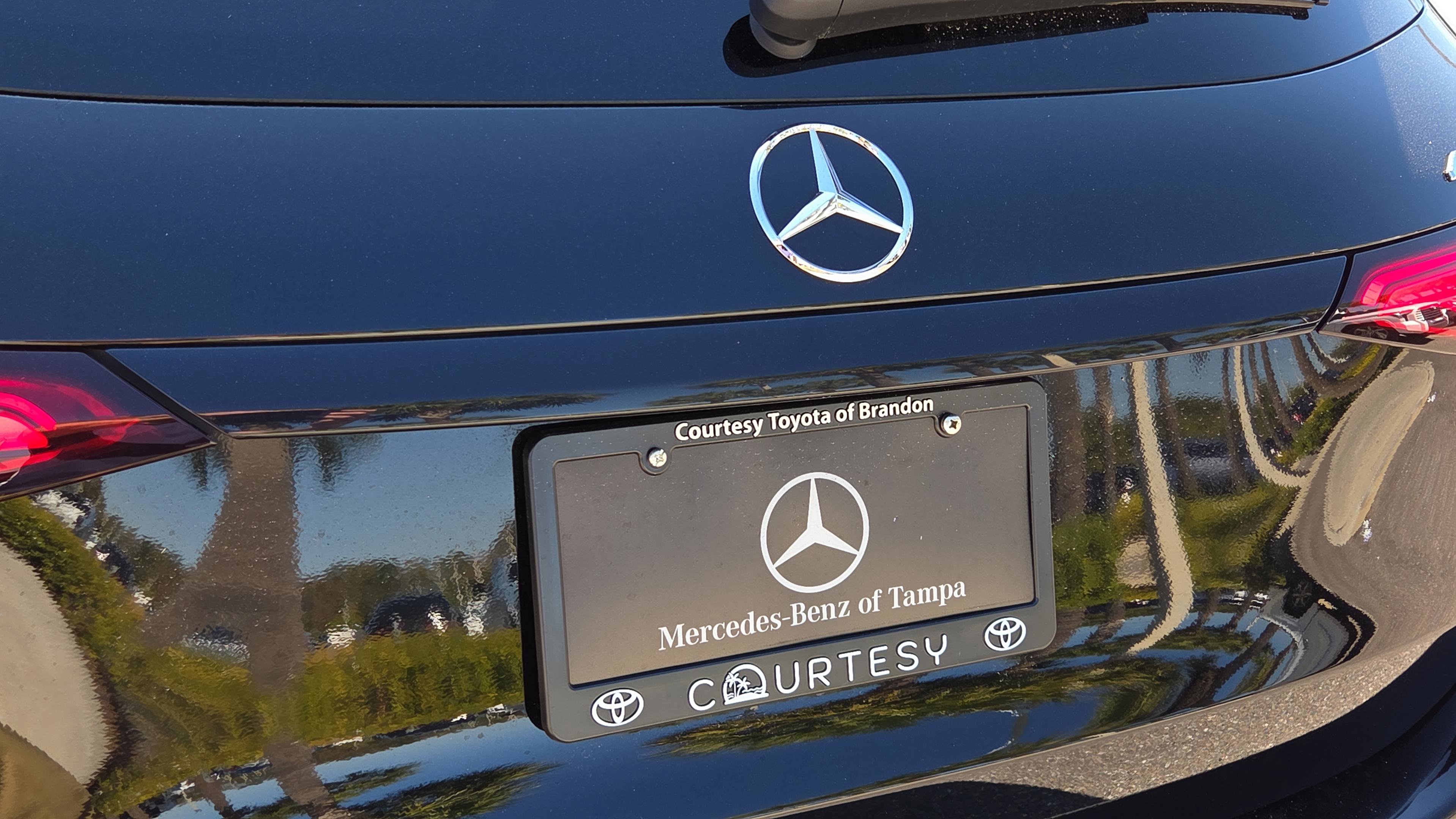 Used 2024 Mercedes-Benz GLC 300 GLC 300 4MATIC image 12